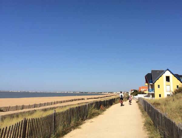 Maison *** Avec Cour 3Km Plage Et La Rochelle Saint-Vivien  Екстериор снимка
